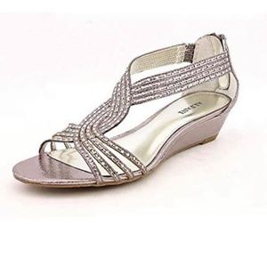 Alfani Genisis in Pewter color - size 6 - NWT